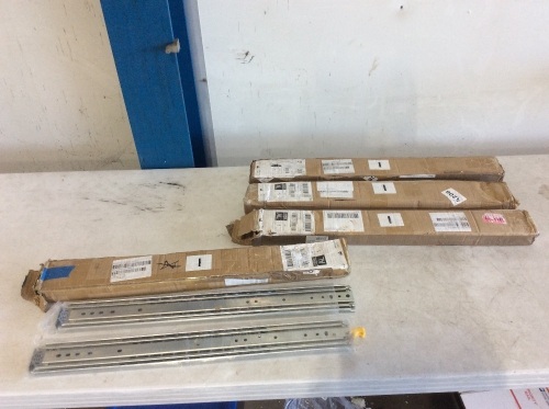Lot of (4) VEVOR Heavy Duty Locking Drawer Slides 26" Length - Appear New  - Lot 437