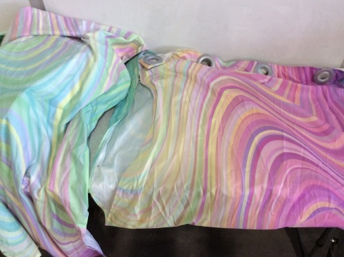 Colorful Window Curtains, Unknown Size - E-Comm Return - Lot 348