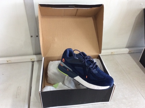 Navy Blue Tennis Shoes, 9W - Appear New - Lot 795
