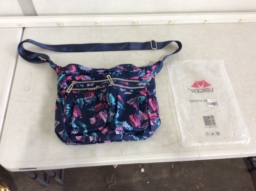 Purse - E-Comm Return, Appears New - Lot 1196