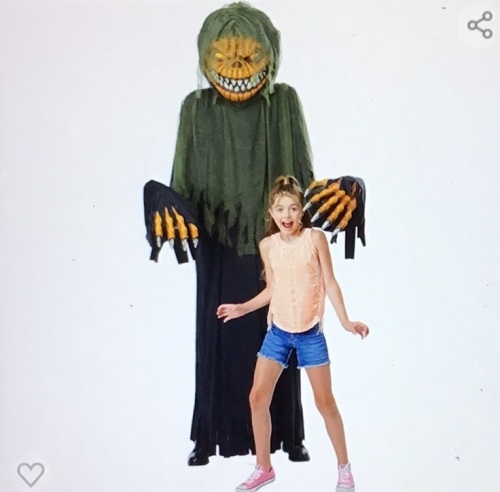 Towering Terror Vampire Costume, Like New, Retail - $103 - Lot 347