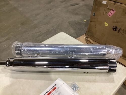 4 Inch Motorcyle Muffler Exhaust Pipes  - Lot 354