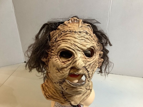 Texas Chainsaw 3D Mask, Appears New - Lot 401