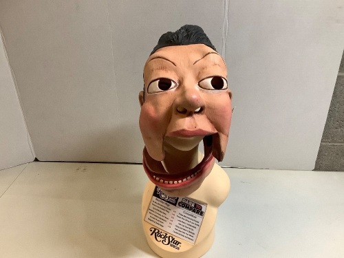 Rubber Halloween mask with moveable mouth, Ecommerce Return - Lot 320