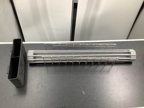 Roll up dish drying rack, Ecommerce Return, Box Damaged - Lot 214