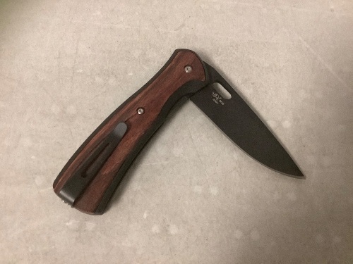 Buck Alaskan Guide Vantage Folding Knife - Lot 64