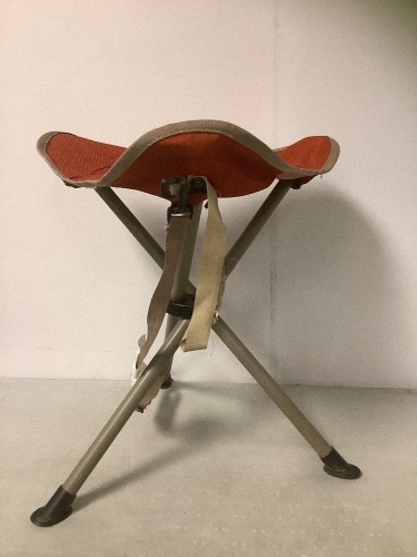 Travel Tripod Seat - Lot 124