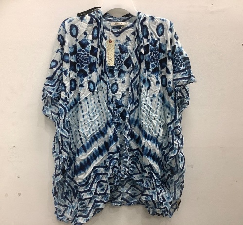 Womens Tahitian Moon Ruana - Lot 158