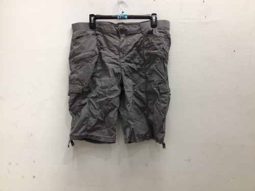Womens Cargo Shorts, Size 14 - Lot 166