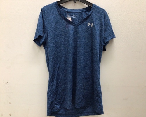 Womens Heatgear V-Neck Shirt, Size M - Lot 176