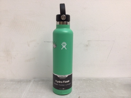 24 oz. Hydro Flask Insulated Bottle - Lot 255