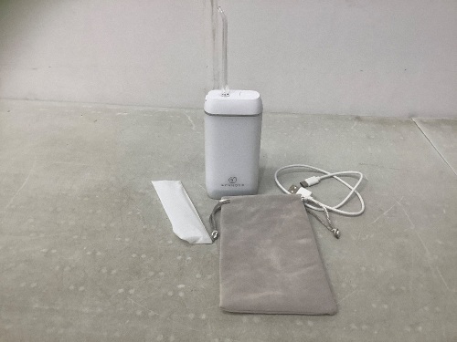 Synhope, Mini Portable Water Flosser, White - Lot 317