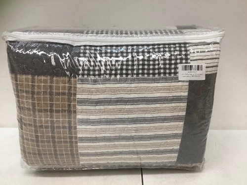 2 Pack Quilted King Pillow Shams, New - Lot 586