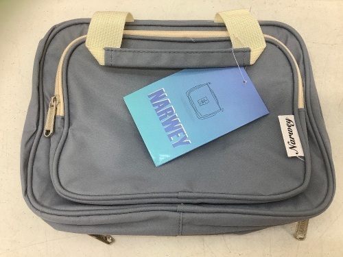 Toiletries Travel Bag, Appears New - Lot 536
