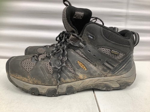 Keen Mens Shoes, 10 - Lot 203