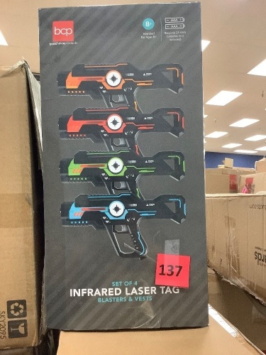 Set of 4 Infrared Laser Tag Guns and Vests for Kids & Adults - Lot 137