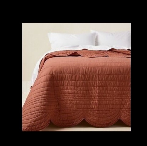 Full/Queen Scalloped Edge Quilt Light Terracotta - Opalhouse, Like New, Retail - $30.99 - Lot 129