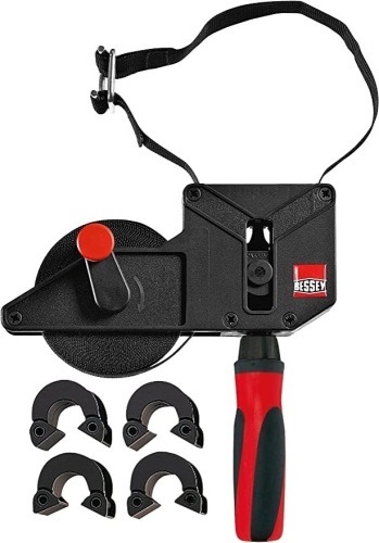 Bessey Tools VAS-23 2K Variable Angle Strap Clamp with 4 Clips,, Black with red handle, Like New, Retail - $22.36 - Lot 317