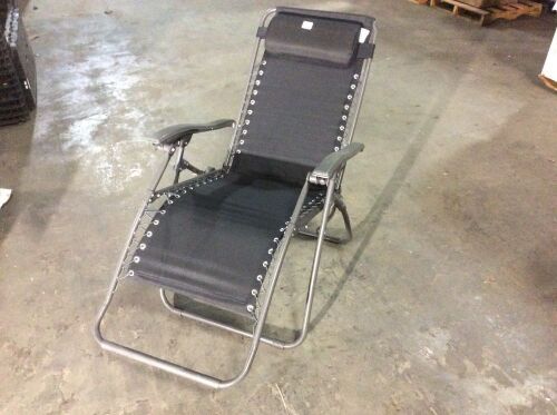 Zero Gravity Patio Chair - Black - Lot 103