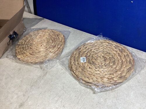 Set of 4 Woven Placemats  - Lot 445