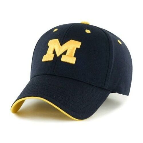 Lot of (5) NCAA Michigan Wolverines Money Maker Hats - Lot 461
