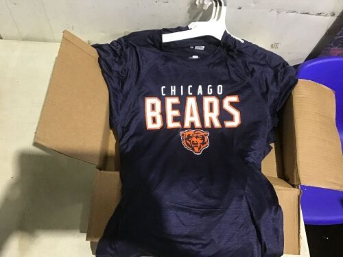 Lot of (7) Chicago Bears NFL Team Apparel T-Shirts - Size Medium - Lot 1010