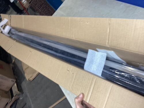 ShowMaven Fixed Frame Projector Screen Frame - Lot 671