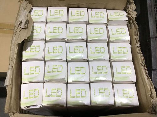 Lot of (25) 4' T8 LED Tube Lights - Lot 1133