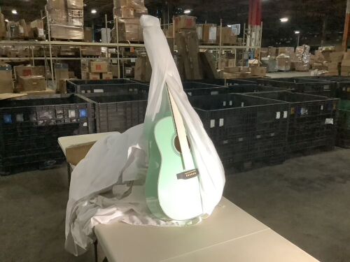 Beginner Acoustic Guitar Set w/ Case, 38in - Lot 237
