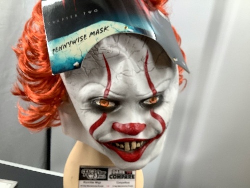 Pennywise Mask, E-Commerce Return/Appears New - Lot 602