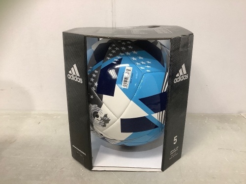 Adidas Football, Appears new - Lot 516