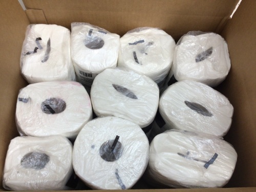 Box of Paper Towels, E-Comm Return - Lot 526