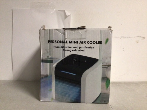 Personal Mini Air Cooler, Powers Up, E-Comm Return - Lot 469