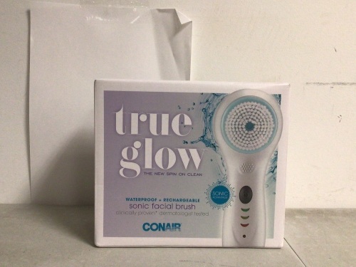 Conair True Glow Facial Brush, Powers Up, Appears New - Lot 426