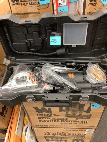 5-Amp 4-1/2-Inch Beveling Compact Circular Saw with Laser and Carrying Case - Lot 45