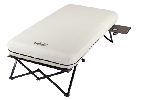 Coleman Inflatable Air Mattress with Battery Operated PumpQueen Size, Like New, Retail - $137.99 - Lot 150