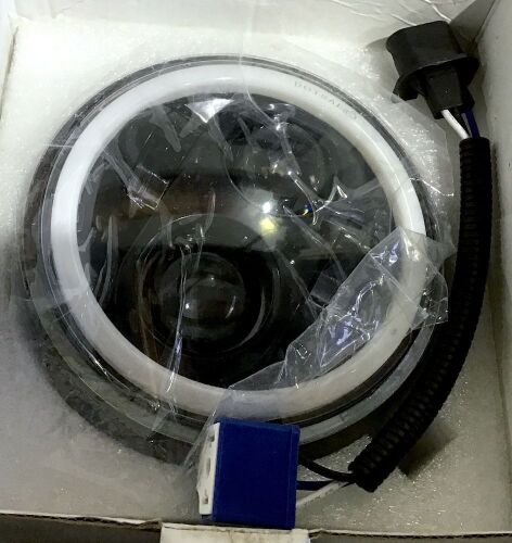 Lot of (4) Headlights for Harley Davidson Sportster Iron 883 - Lot 267