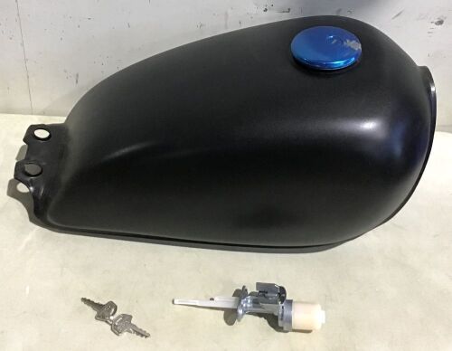 2.4 Gal Motorcycle Fuel Tank for Suzuki GN125 - Cosmetic Damage - Lot 850