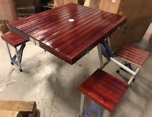 Folding Picnic Table, 4 Seats, Appears New - Lot 169