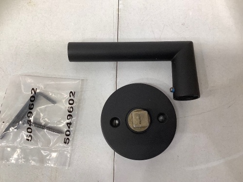 Kwikset Dummy Handle, E-Comm Return - Lot 120