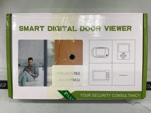Smart Video Door Camera, Powers Up, E-Comm Return - Lot 158