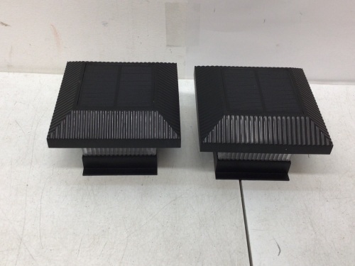 Lot of (2) Solar Post Cap Lights, Untested, Appears New - Lot 215
