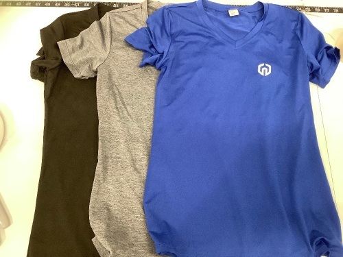 3 Pack Ladies Shirts, M, Appears New - Lot 218