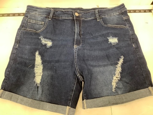 Womens Denim Shorts, 20W, New - Lot 286