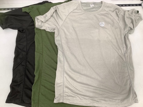 Lightweight Mesh Shirts, M, Unsure if Mens or Womens, Appears New - Lot 295