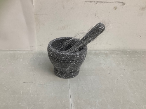Mortar & Pestel, New - Lot 406