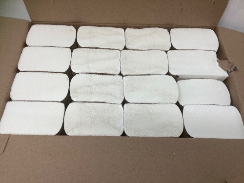 Coastwide Professional, Multifold Towels, White, 16 Packs of 250 Sheets each - Lot 573