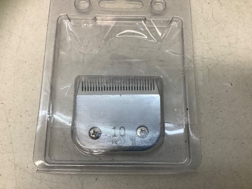Clipper Blade, E-Comm Return - Lot 522