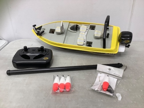 Remote Control Boat, Untested, E-Comm Return - Lot 597