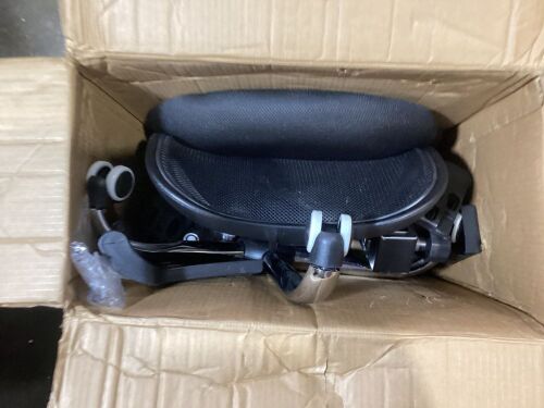 Office Chair  - Lot 672